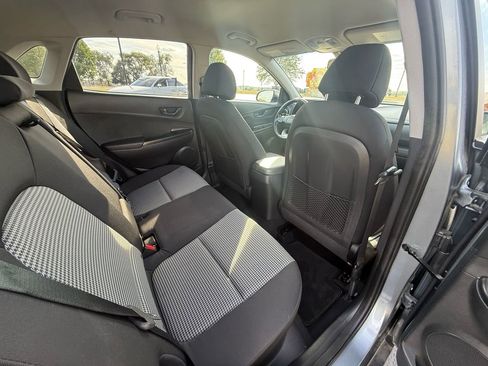 Used 2020 Hyundai Kona SEL w/ Cargo Package image 17