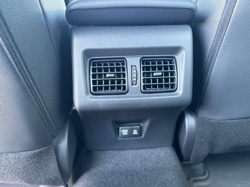 New 2026 Toyota Camry Hybrid FWD image 29