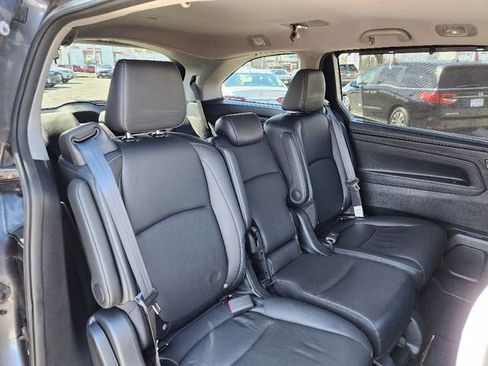 Used 2023 Honda Odyssey EX-L image 16