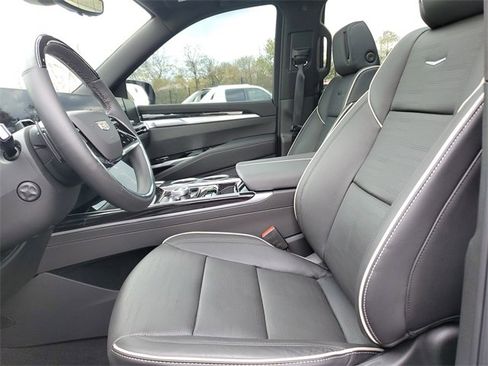 New 2025 Cadillac Escalade Sport w/ Touring Package image 23