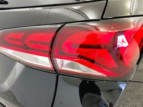 Used 2023 Chevrolet Equinox LS w/ Driver Confidence II Package image 15