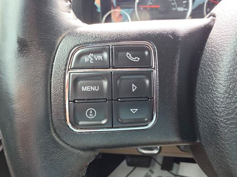 Used 2017 Jeep Wrangler Unlimited Rubicon w/ Connectivity Group AWD/4WD image 19