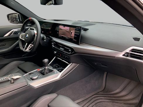 Used 2025 BMW M4 Coupe w/ Executive Package RWD image 18