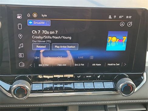 Used 2023 Chevrolet Colorado LT w/ LT Convenience Package II image 13