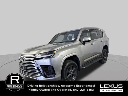 Used 2024 Lexus LX 600 4WD w/ Luxury Package image 2