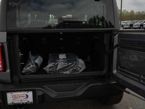 New 2026 Ford Bronco 2-Door w/ Sasquatch Package AWD/4WD image 9