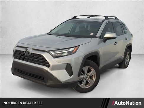 Certified 2025 Toyota RAV4 XLE AWD/4WD image 1