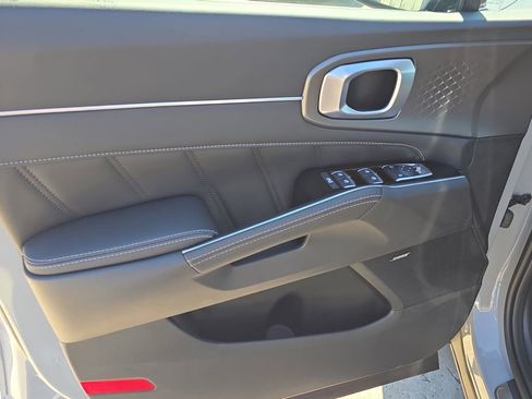 New 2026 Kia Sorento SX FWD image 18