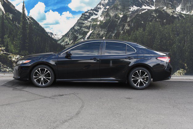 Certified 2018 Toyota Camry SE FWD image 7