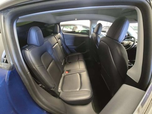 Used 2021 Tesla Model Y Long Range AWD/4WD image 4