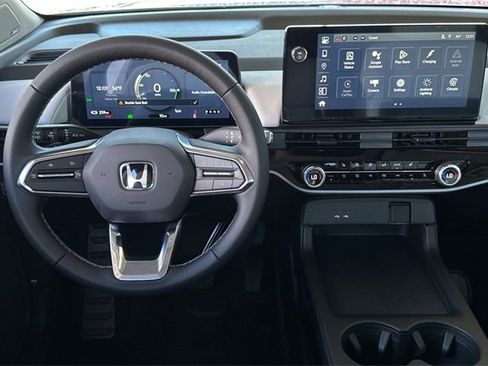 Used 2025 Honda Prologue Touring image 17