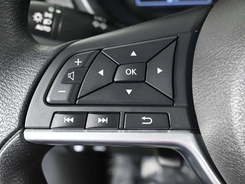 Used 2023 Nissan Kicks SV image 21