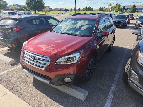 Used 2017 Subaru Outback 2.5i Limited AWD/4WD image 2