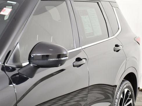 Used 2022 Mitsubishi Outlander SEL image 13