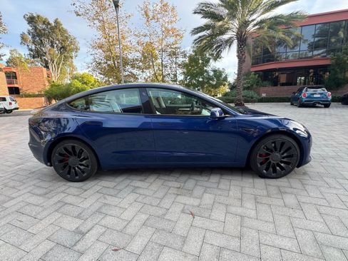 Used 2022 Tesla Model 3 Performance image 8