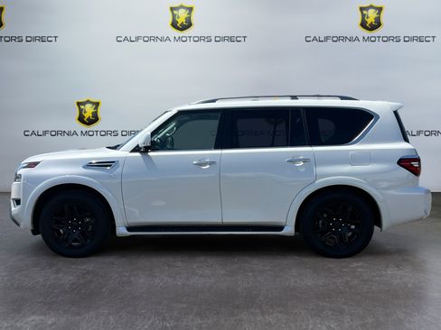 Used 2022 Nissan Armada SL w/ Captain's Chairs Package image 2