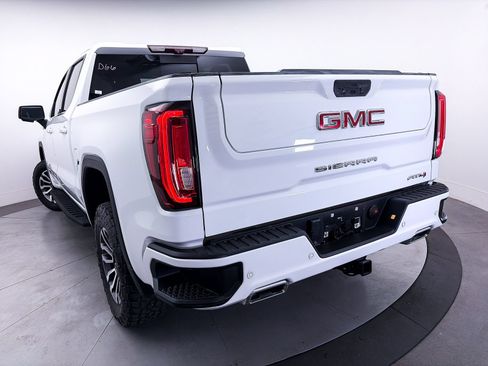 Used 2021 GMC Sierra 1500 AT4 w/ AT4 Premium Package AWD/4WD image 11
