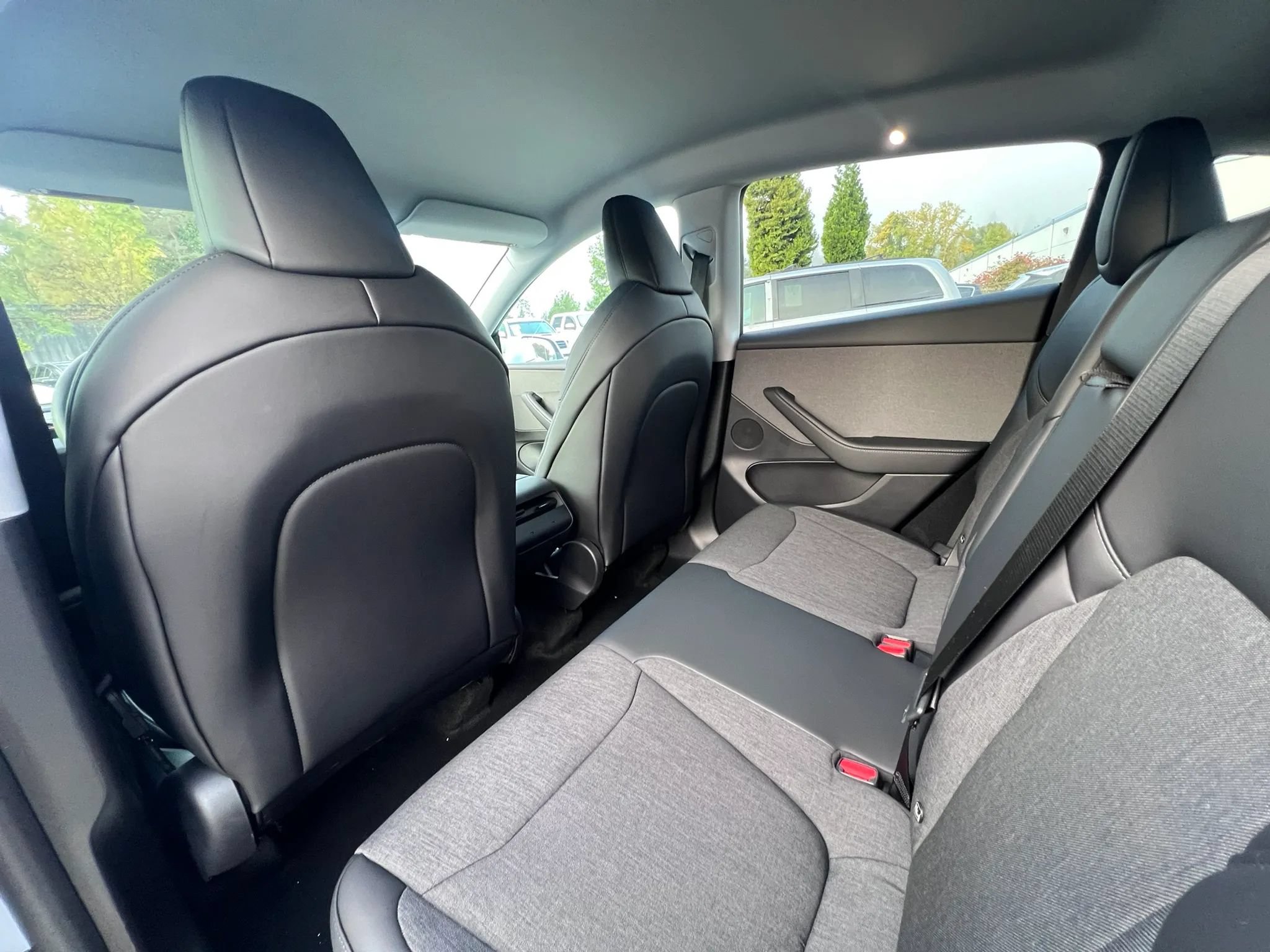 Used 2026 Tesla Model Y AWD image 25
