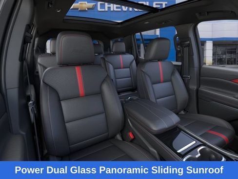 New 2026 Chevrolet Traverse RS w/ LPO, Floor Liner Package AWD/4WD image 17