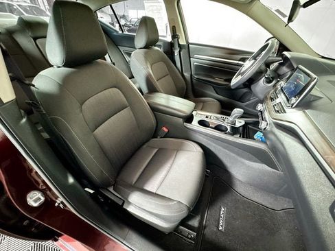Used 2023 Nissan Altima 2.5 SV AWD/4WD image 22