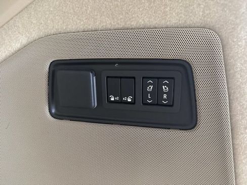 Certified 2024 Cadillac Escalade Premium Luxury w/ LPO, Floor Liner Package AWD/4WD image 27