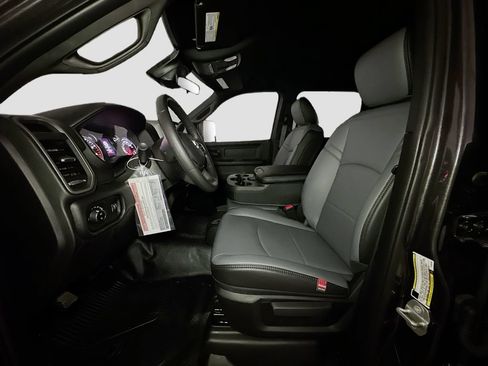 New 2026 RAM 3500 Tradesman w/ Chrome Appearance Group A AWD/4WD image 17