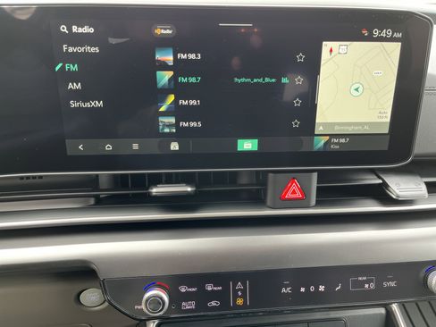 New 2026 Kia Carnival LXS image 11