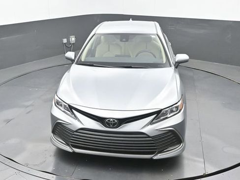 Used 2023 Toyota Camry LE FWD image 14