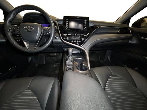 Used 2023 Toyota Camry SE w/ Cold Weather Package AWD/4WD image 10