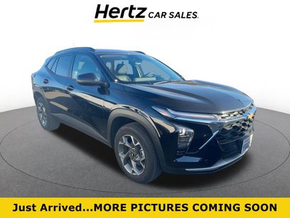 Used 2025 Chevrolet Trax LT w/ LT Convenience Package