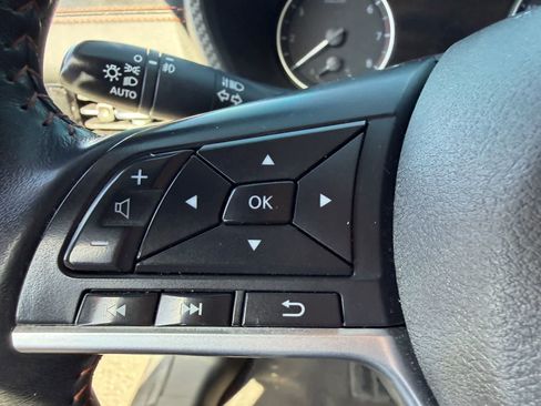 Used 2021 Nissan Sentra SR FWD image 10