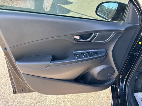 Used 2022 Hyundai Kona N Line w/ Tech Package image 9