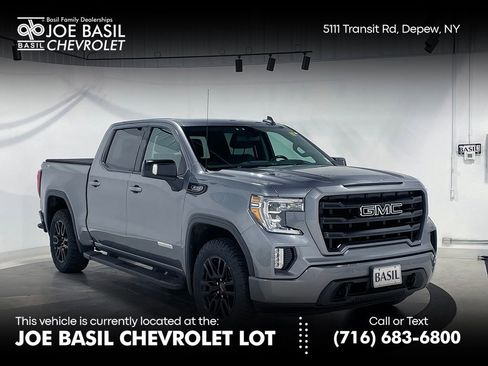 Used 2022 GMC Sierra 1500 Elevation w/ LPO, Elevation Black Package AWD/4WD image 1