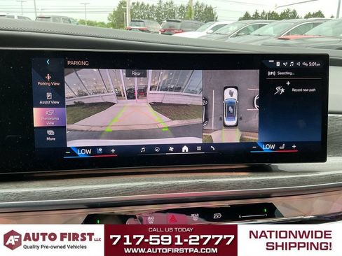 Used 2023 BMW 760i xDrive w/ Executive Package AWD/4WD image 38
