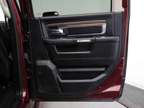 Used 2018 RAM 2500 Laramie w/ Sport Appearance Group AWD/4WD image 34