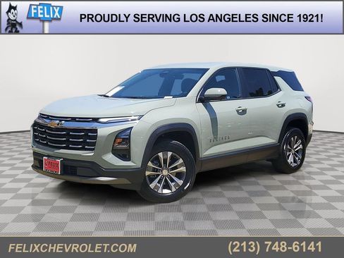 Used 2026 Chevrolet Equinox LT w/ Safety and Technology Package FWD image 1
