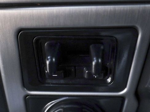 Used 2022 Ford F250 Platinum w/ Tremor Off-Road Package image 44