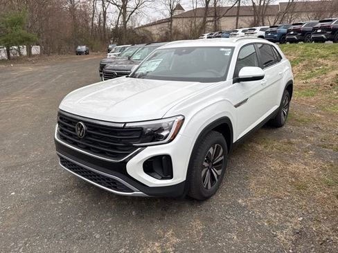 New 2026 Volkswagen Atlas Cross Sport SE AWD/4WD image 3