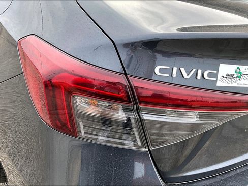 Used 2025 Honda Civic Sport image 28
