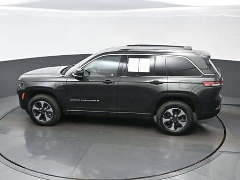 Used 2023 Jeep Grand Cherokee 4WD 4xe w/ Luxury Tech Group II image 38