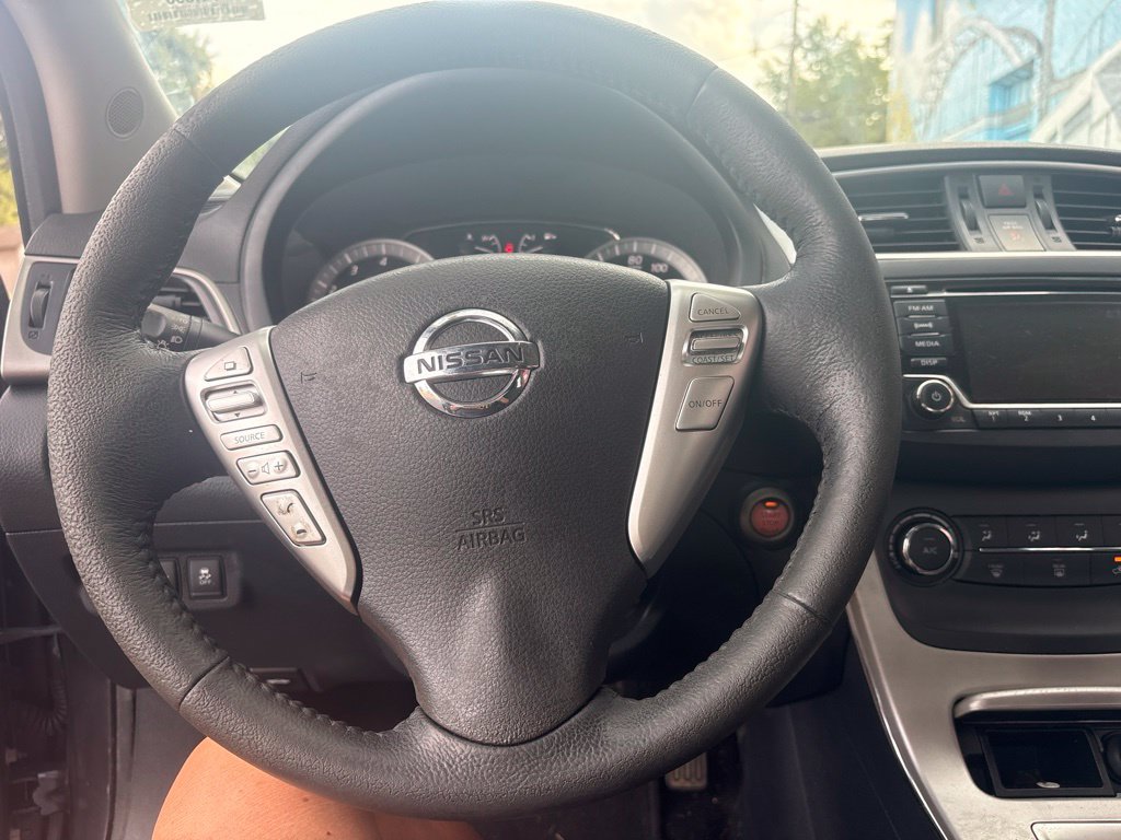Used 2015 Nissan Sentra SV FWD image 16