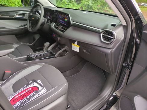 New 2026 Chevrolet TrailBlazer LS w/ LS Convenience Package FWD image 34