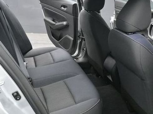 Used 2021 Nissan Altima 2.5 S FWD image 11