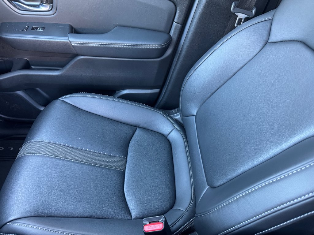 Used 2025 Honda Pilot Touring image 24