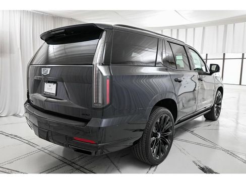 New 2026 Cadillac Escalade Platinum Sport w/ LPO, ONYX Package image 7