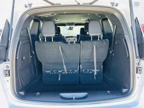 New 2026 Chrysler Pacifica Select w/ Quick Order Package 2EV image 30