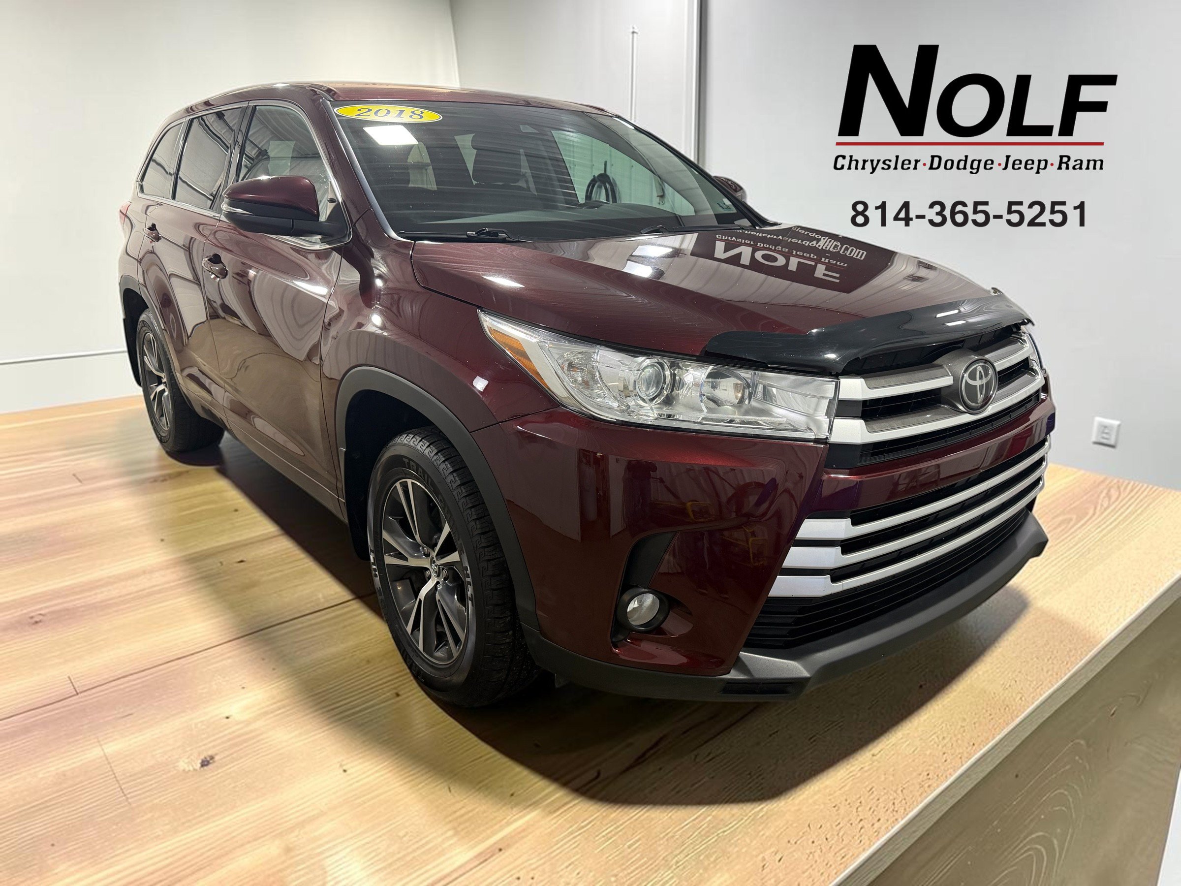 Used 2018 Toyota Highlander Plus AWD/4WD image 1