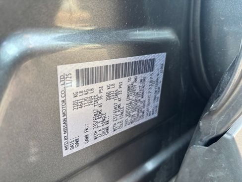 Used 2026 Nissan Rogue SV FWD image 25