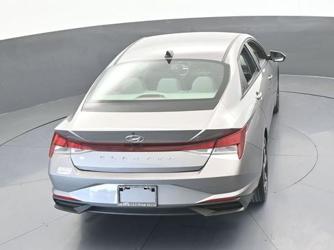 Used 2023 Hyundai Elantra SEL w/ Convenience Package image 51