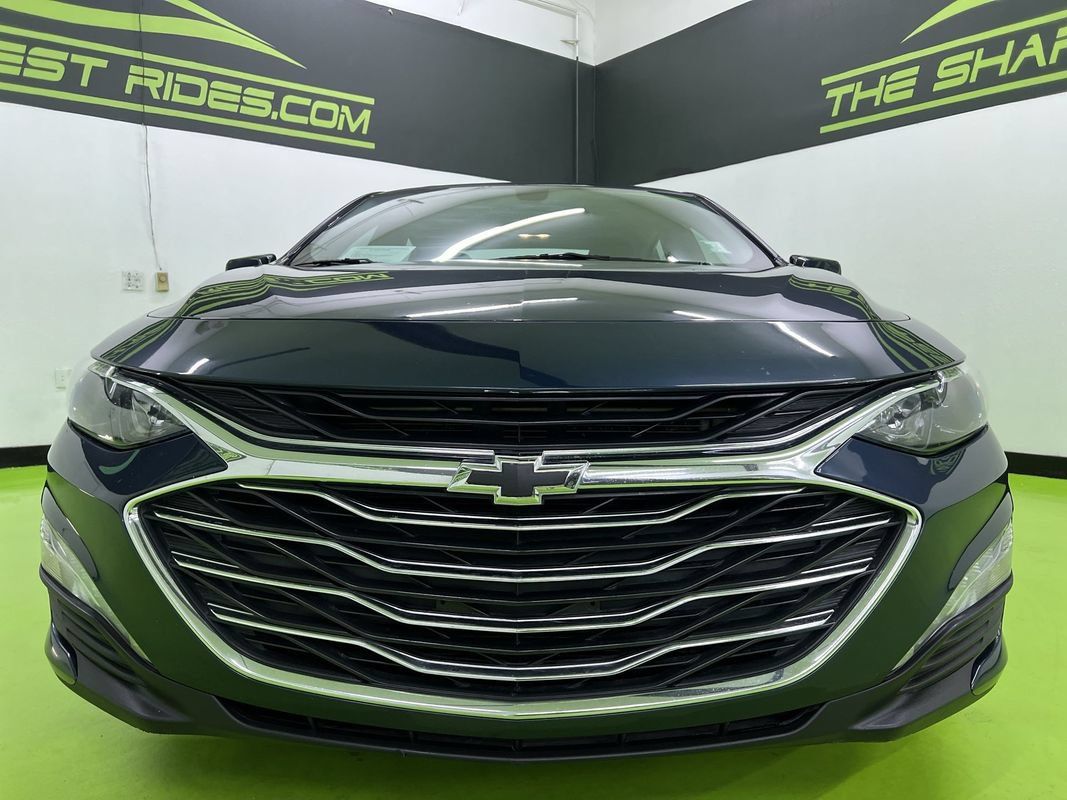 Used 2022 Chevrolet Malibu LT FWD image 3